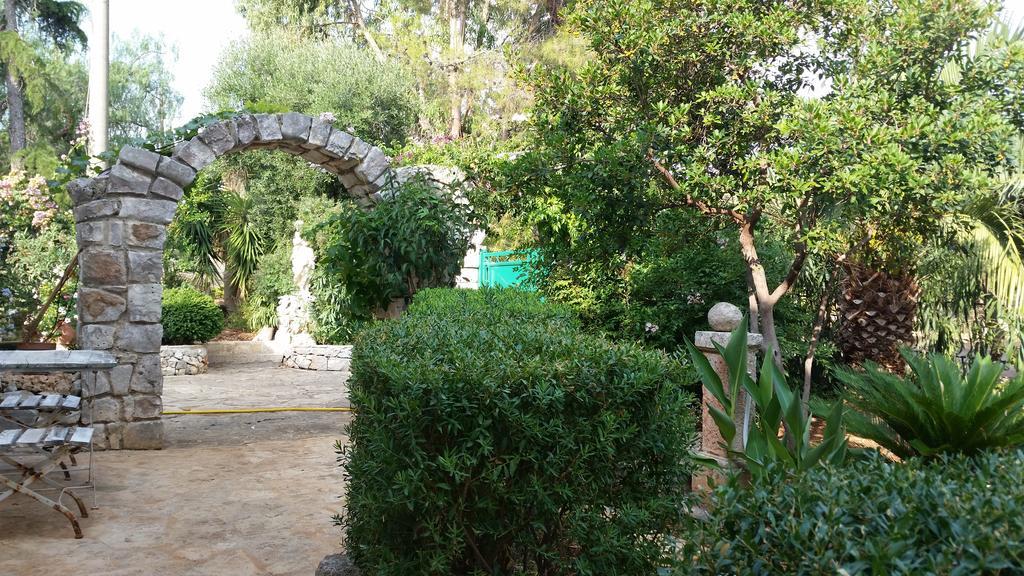 Villa Massa Piscina Полиньяно-а-Маре Экстерьер фото